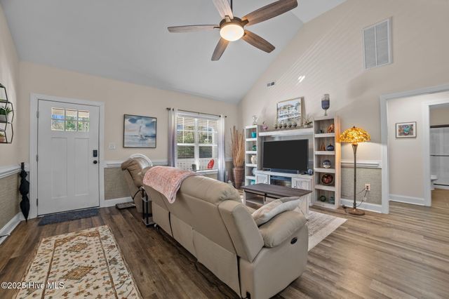 420 Crown Drive, Washington, NC 27889