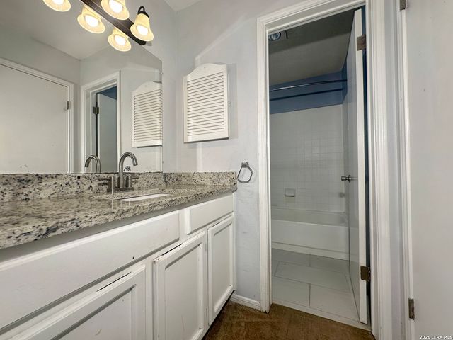 2611 Lakehaven, San Antonio, TX 78222