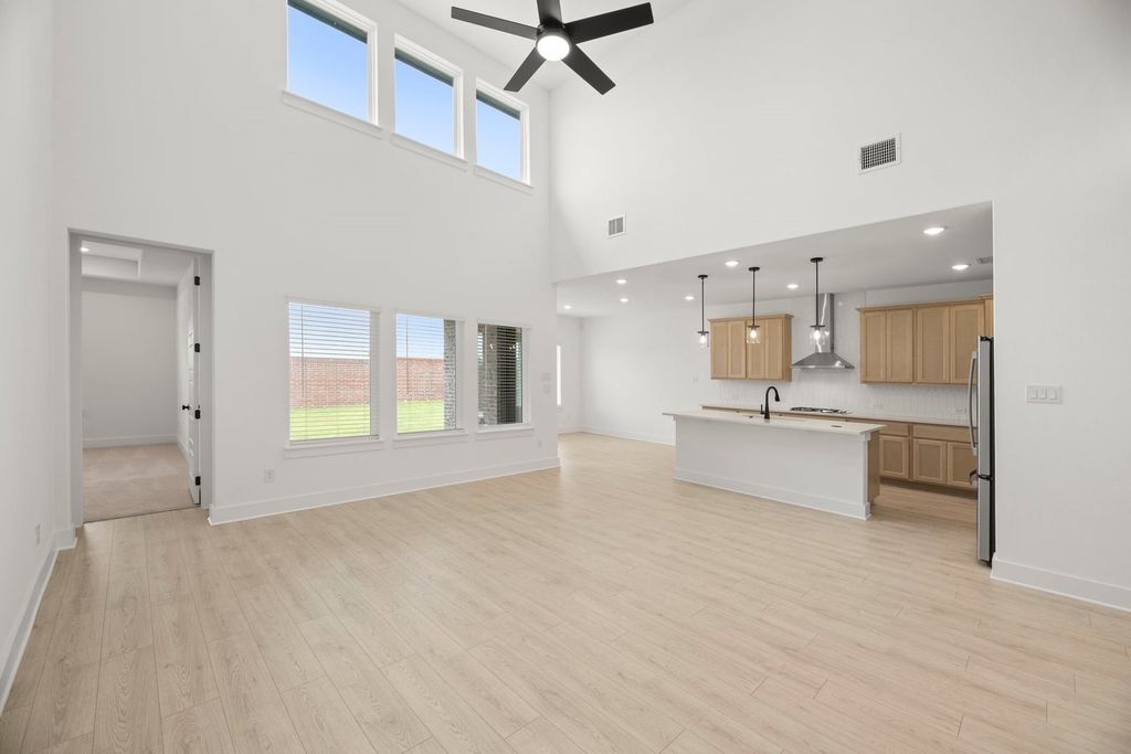 941 Freese Street, Justin, TX 76247 — photo 5