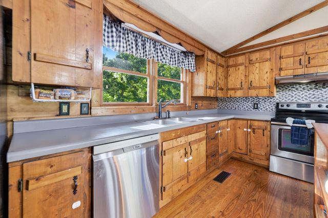 4628 County Home Rd, Paris, TN 38242