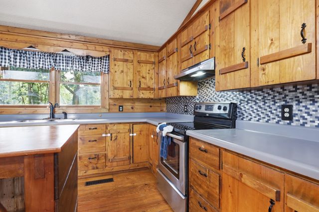 4628 County Home Rd, Paris, TN 38242