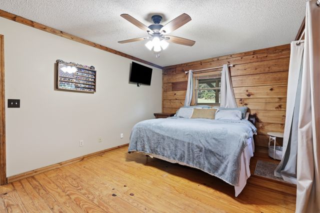 4628 County Home Rd, Paris, TN 38242