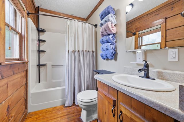 4628 County Home Rd, Paris, TN 38242