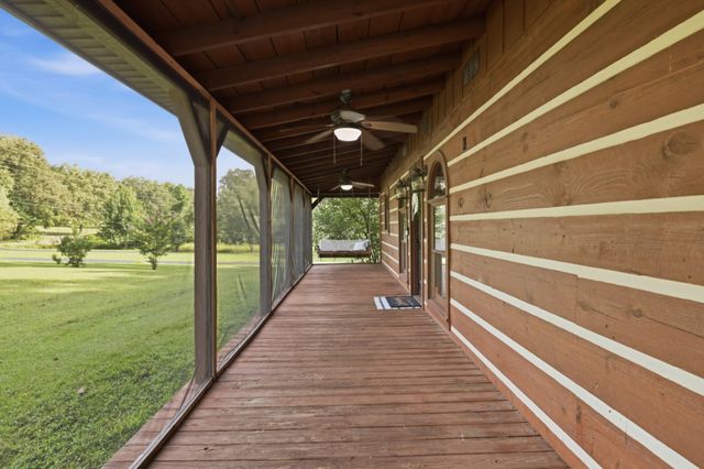 4628 County Home Rd, Paris, TN 38242