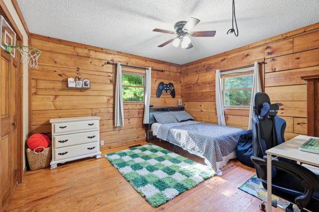 4628 County Home Rd, Paris, TN 38242