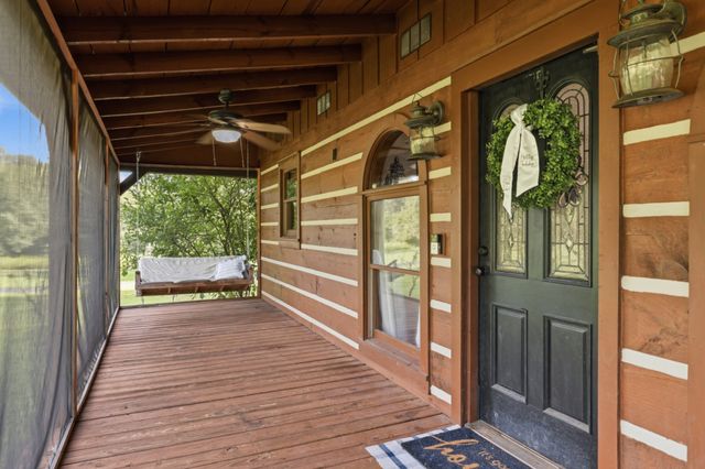 4628 County Home Rd, Paris, TN 38242