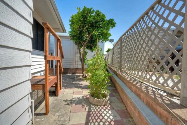 188 Flicker, Oceanside, CA 92057