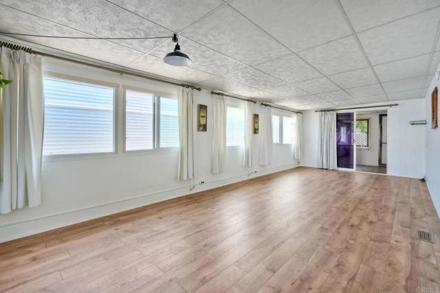 188 Flicker, Oceanside, CA 92057