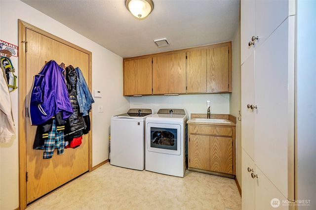 17317 SE 238 Street, Kent, WA 98042