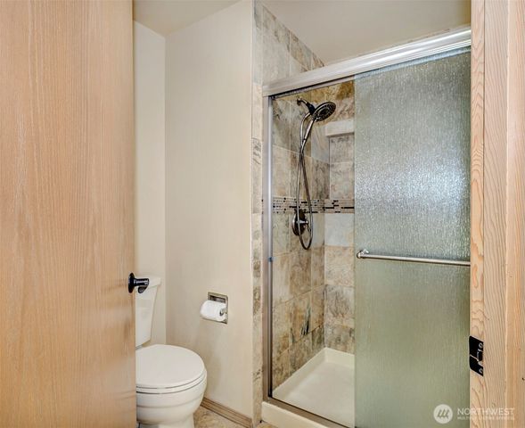 17317 SE 238 Street, Kent, WA 98042