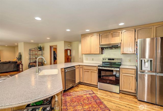 17317 SE 238 Street, Kent, WA 98042