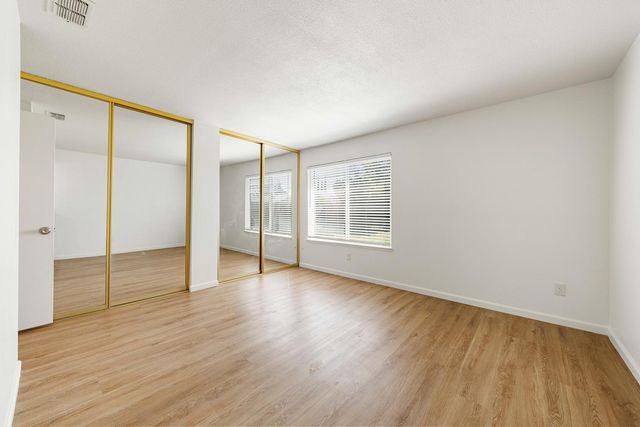 9464 Roseport Way, Sacramento, CA 95826