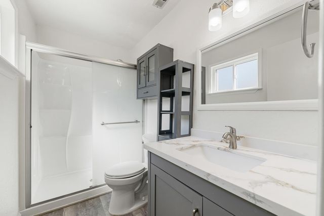 9464 Roseport Way, Sacramento, CA 95826