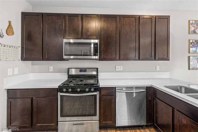 1478 Evening Song Avenue, Henderson, NV 89012