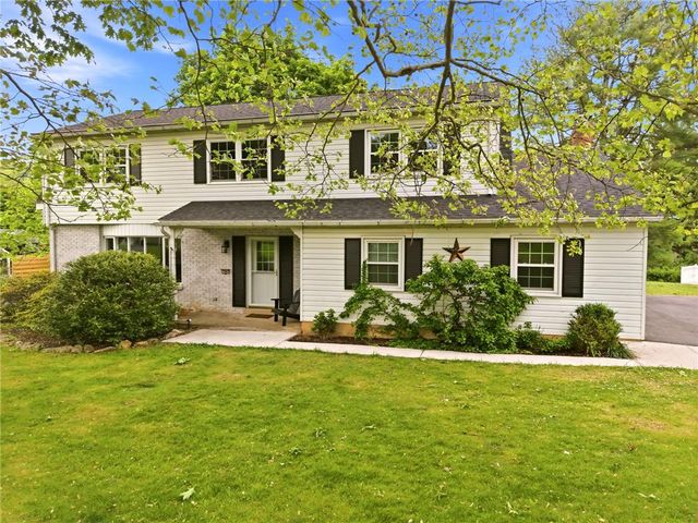 2065 Pleasant Drive, Lower Saucon Twp, PA 18015
