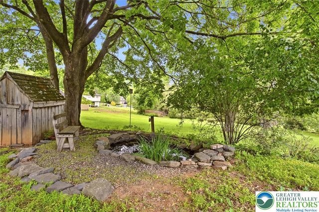 2065 Pleasant Drive, Lower Saucon Twp, PA 18015