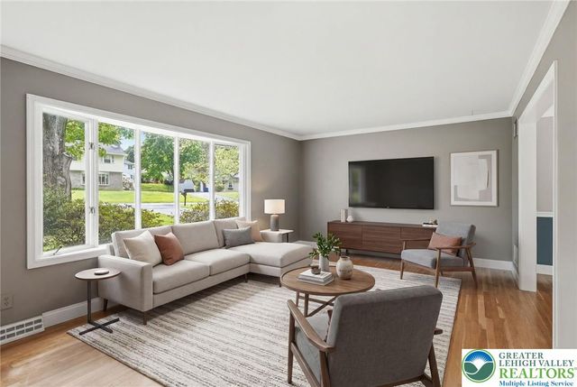 2065 Pleasant Drive, Lower Saucon Twp, PA 18015