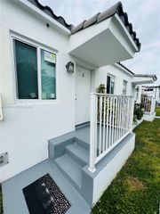 850 81st St 3, Miami Beach, FL 33141