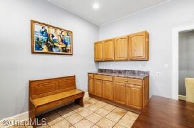 407 Oak Street, Graham, NC 27253