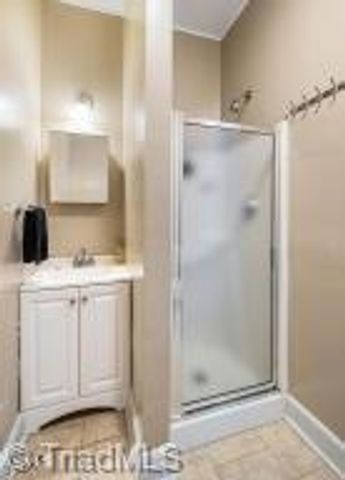 407 Oak Street, Graham, NC 27253