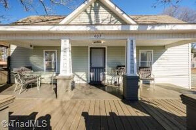 407 Oak Street, Graham, NC 27253