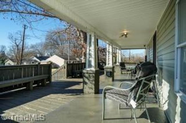 407 Oak Street, Graham, NC 27253