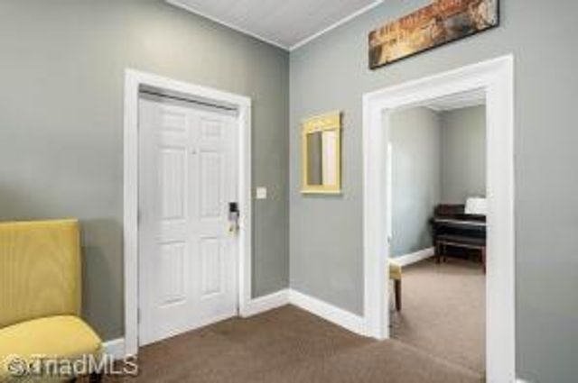 407 Oak Street, Graham, NC 27253