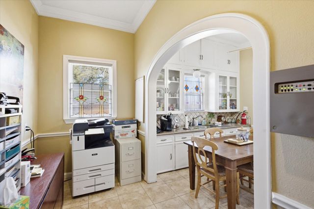 717 E 1st Street 1, Humble, TX 77338