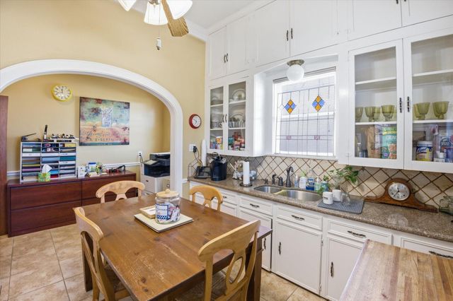 717 E 1st Street 1, Humble, TX 77338