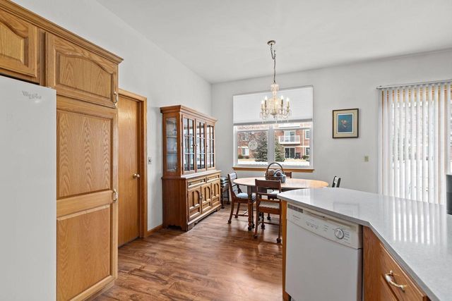 1513 DICKENSON COURT, Neenah, WI 54956