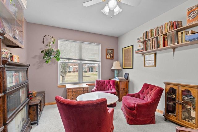 1513 DICKENSON COURT, Neenah, WI 54956