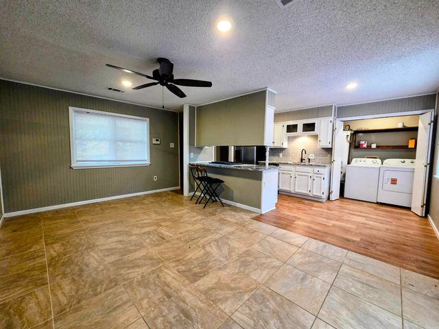 2006 Northshore Drive, Benton, AR 72015