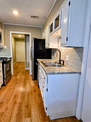 2006 Northshore Drive, Benton, AR 72015