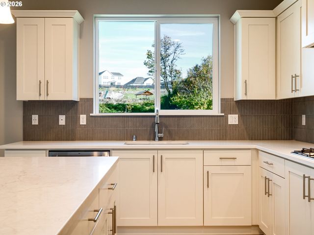 1332 N KALANI Loop, Ridgefield, WA 98642