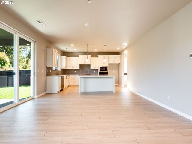 1332 N KALANI Loop, Ridgefield, WA 98642
