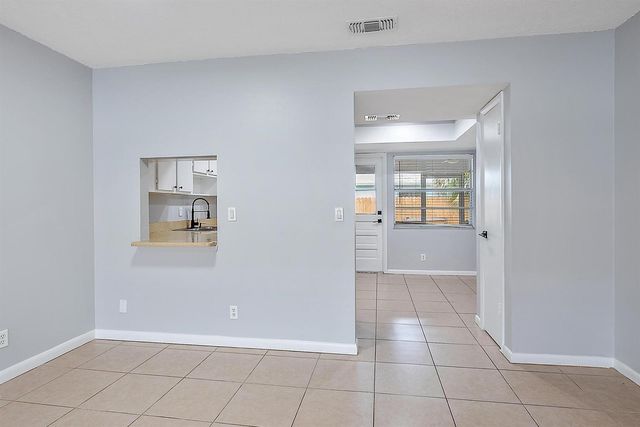 9050 E Highland Pines Boulevard, Palm Beach Gardens, FL 33418