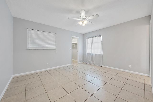 9050 E Highland Pines Boulevard, Palm Beach Gardens, FL 33418