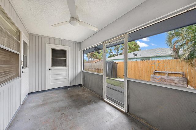 9050 E Highland Pines Boulevard, Palm Beach Gardens, FL 33418