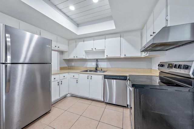 9050 E Highland Pines Boulevard, Palm Beach Gardens, FL 33418