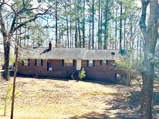 1091 Summer Lake Road, Lithia Springs, GA 30122