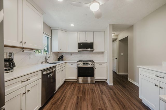 438 Electric Avenue, Westerville, OH 43081