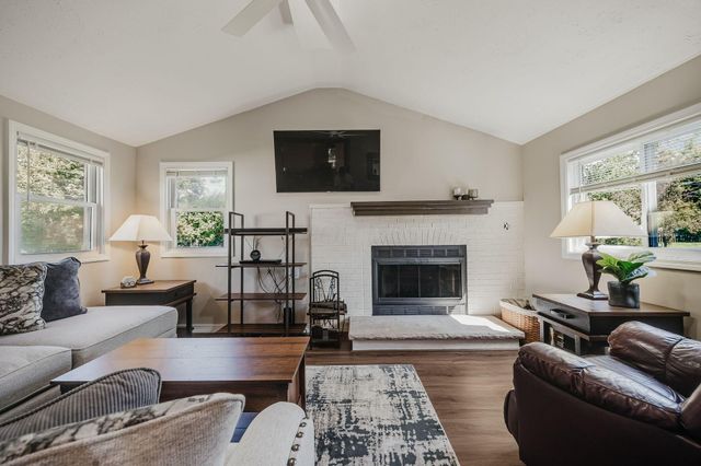438 Electric Avenue, Westerville, OH 43081