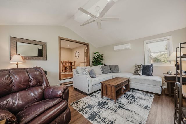 438 Electric Avenue, Westerville, OH 43081