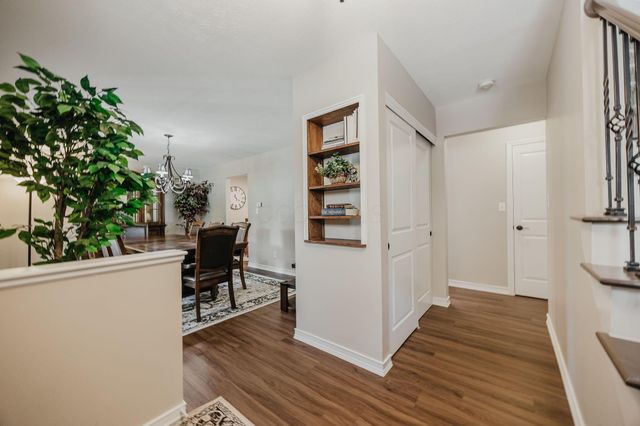 438 Electric Avenue, Westerville, OH 43081