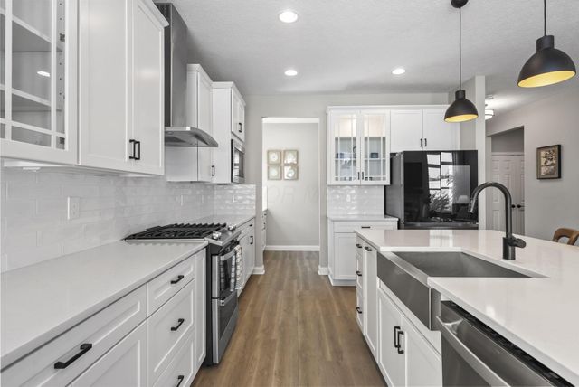 9144 Coe Drive, Plain City, OH 43064