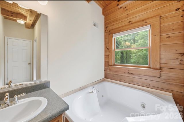532 Mountain Oak Lane, Gastonia, NC 28052