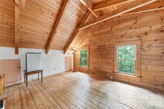 532 Mountain Oak Lane, Gastonia, NC 28052