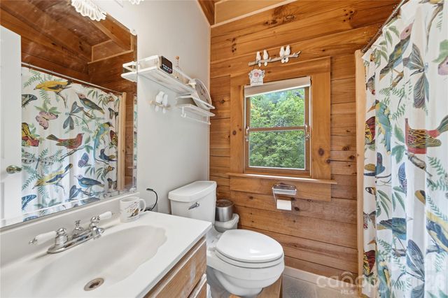 532 Mountain Oak Lane, Gastonia, NC 28052