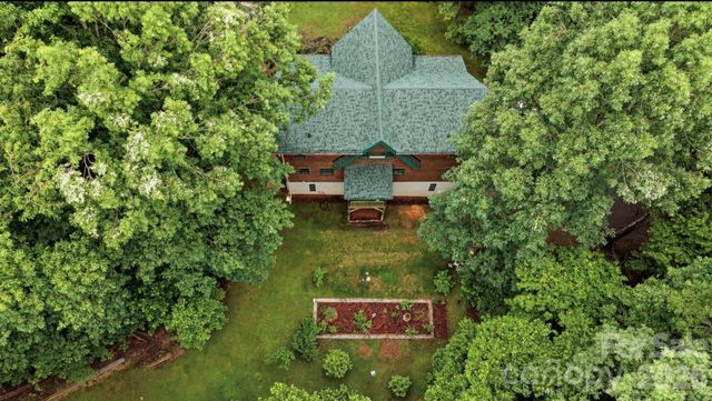 532 Mountain Oak Lane, Gastonia, NC 28052