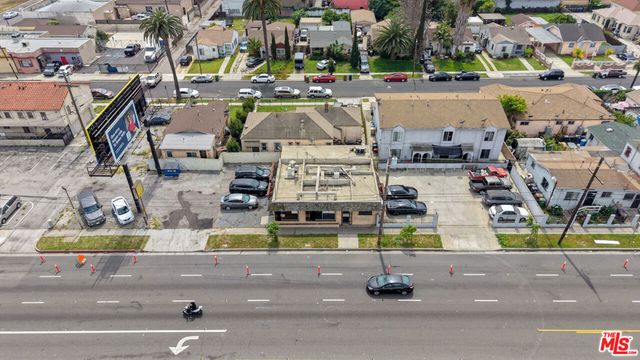 1021 W 101st Street, Los Angeles, CA 90044